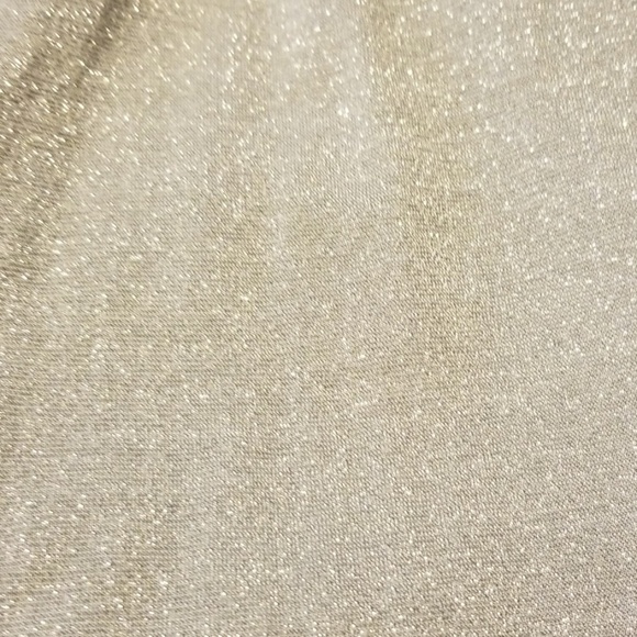 👩 shimmery grey top ❤ - Picture 3 of 4